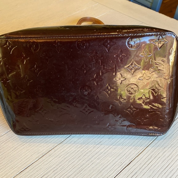 Louis Vuitton GM Bellevue Vernis Amarante Bag zippered tote handbag - Picture 5 of 13